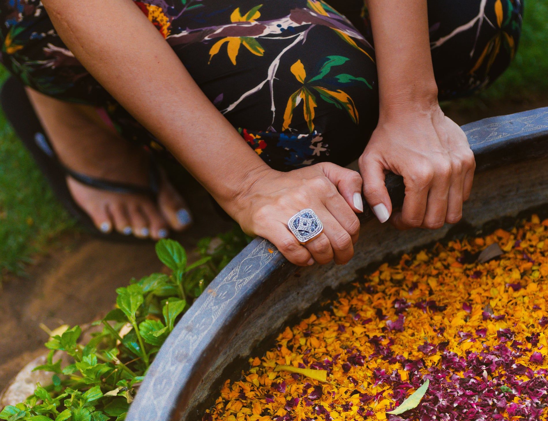 jewelry making in traditional indian setting