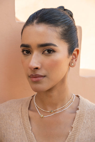 Nava Square Beaded Gold Vermel Necklace