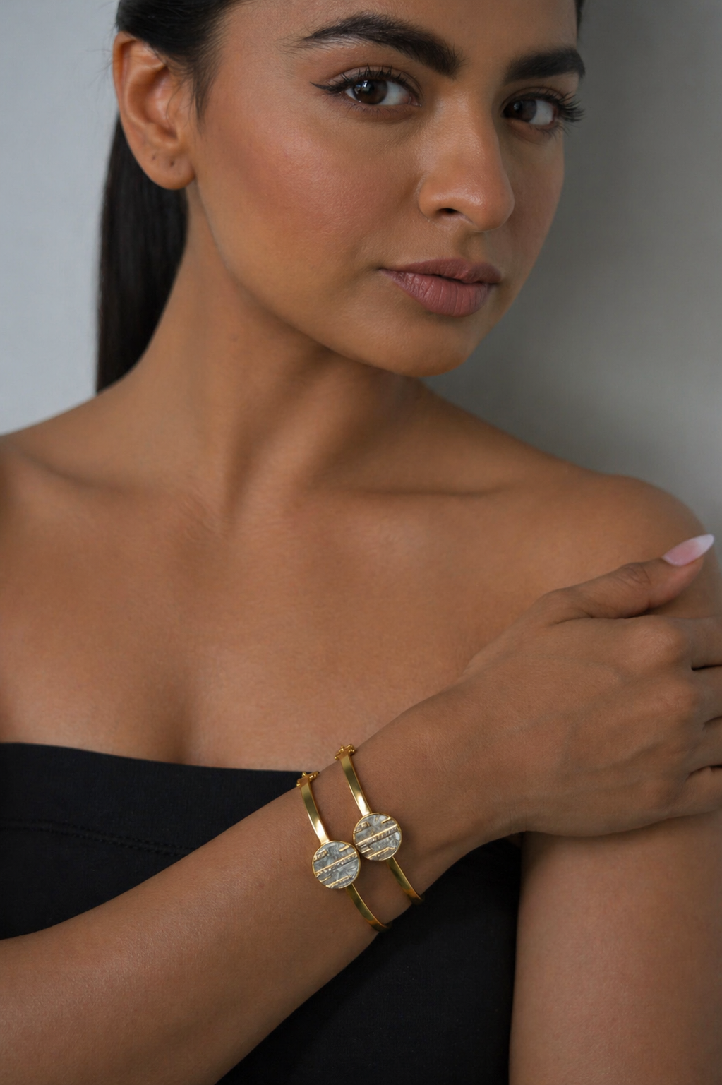 Riffa Gold Vermeil Bangle Bracelet