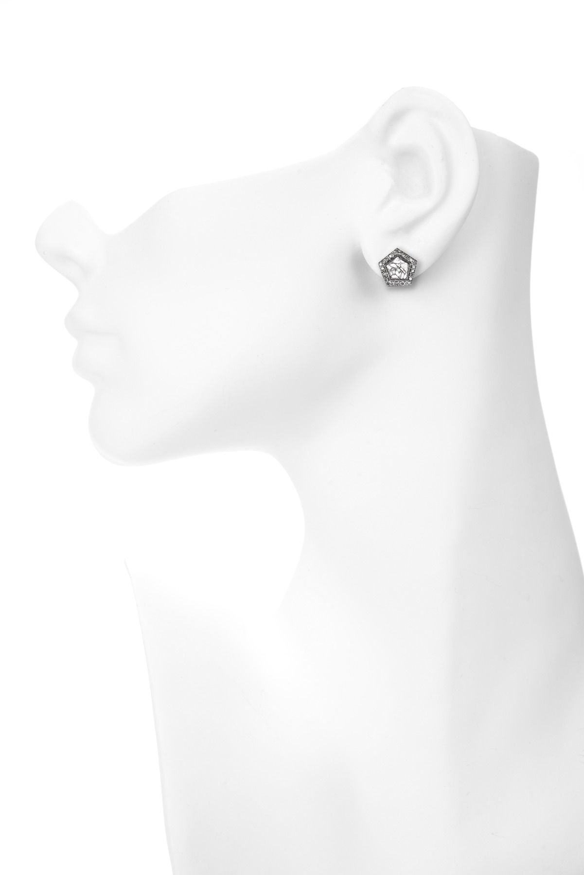 Amer Studs OS