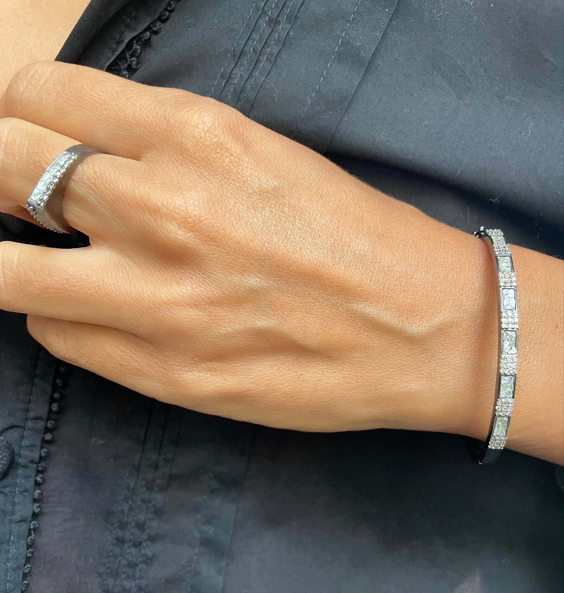 Chotz Sterling Silver Bangle Bracelet